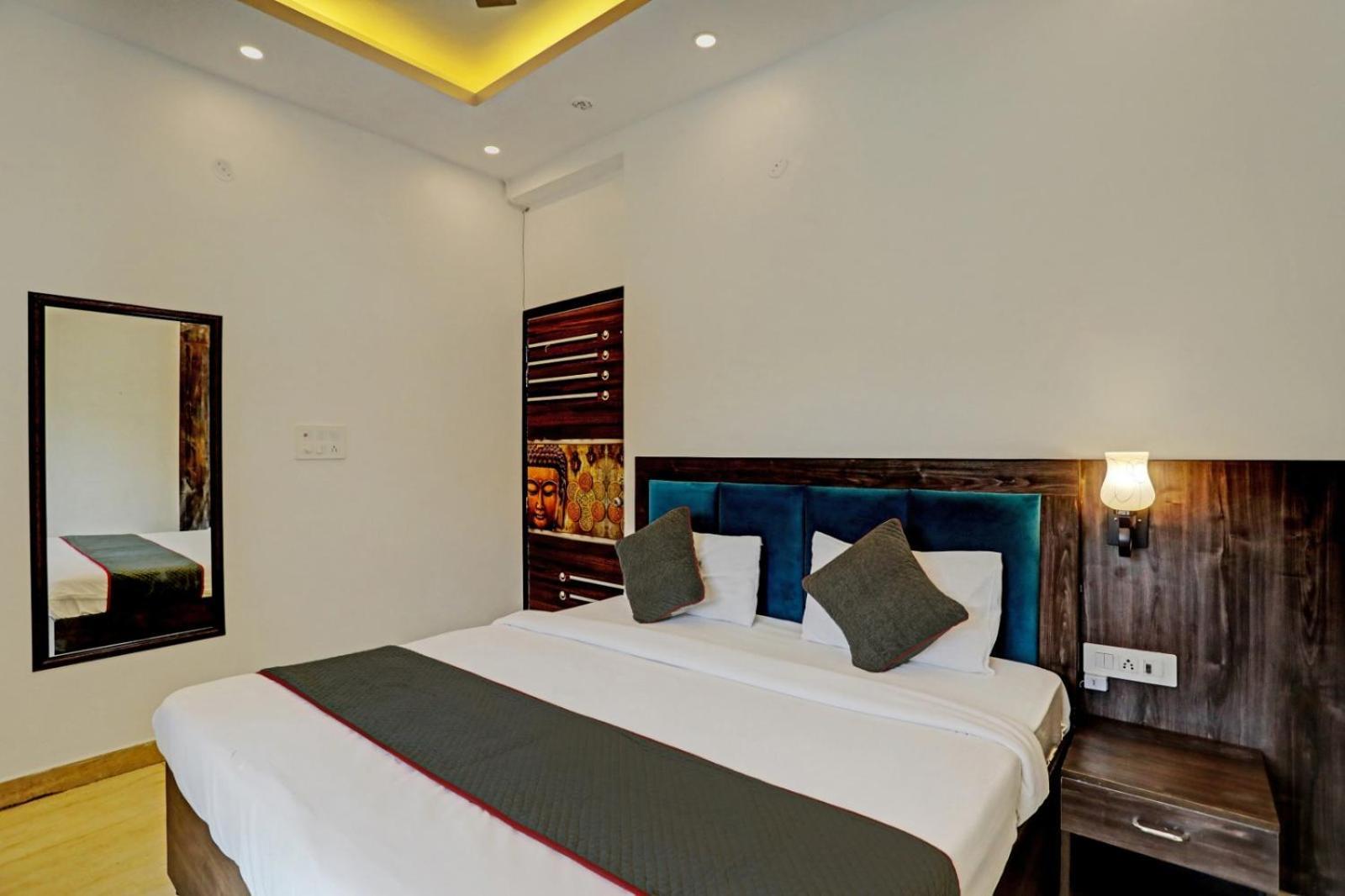 Hotel Golden Prime King Nueva Delhi Exterior foto