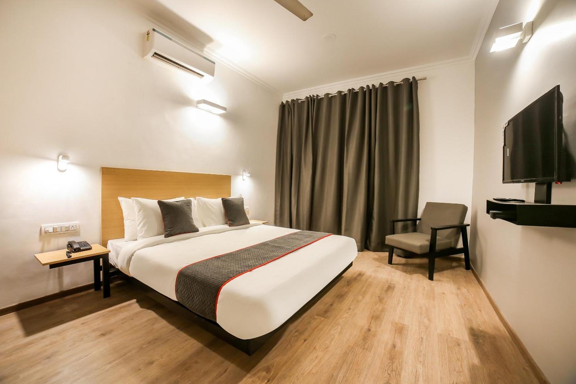 Hotel Golden Prime King Nueva Delhi Exterior foto